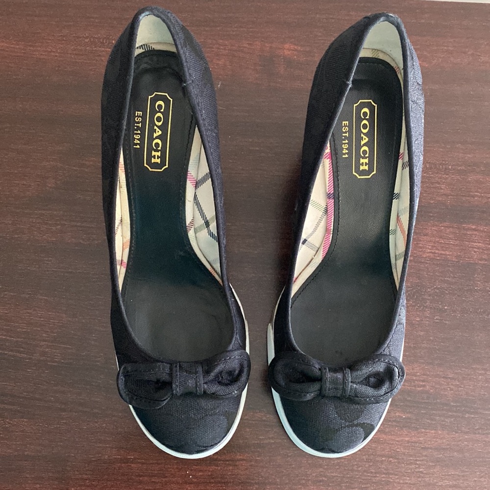 Coach Sweetie Black Wedges With Bow A0150 - Picture 3 of 6